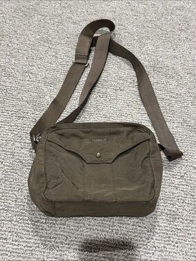 Baggallini Canvas Messenger Crossbody Bag in Olive Green
